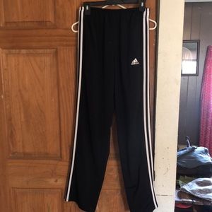 ᴀᴅɪᴅᴀꜱ ᴛʀᴀᴄᴋ ᴩᴀɴᴛꜱ